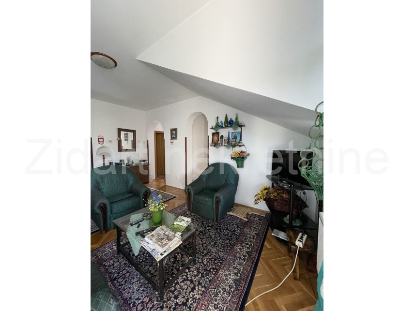 Квартира, 645 м², 100 000$ — FAKTOR